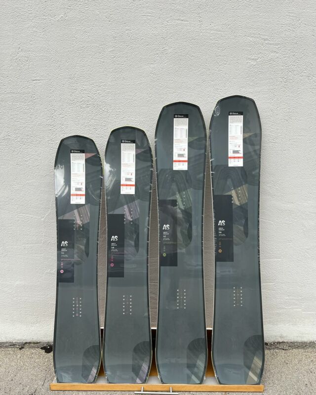 …super spritzige und gleichzeitig unglaublich laufruhige Snowboards….das ist @amplid_research_cartel 🚀👍🏻🚀🥳🥳🥳!!!

#letsgo 
#abdurbüsch 
#wirfteuenuns
#winteriscoming 
#bülachstadt 
#waverock_shop